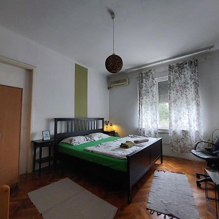 Balkanska Private Rooms & Apartment Beograd Ngoại thất bức ảnh